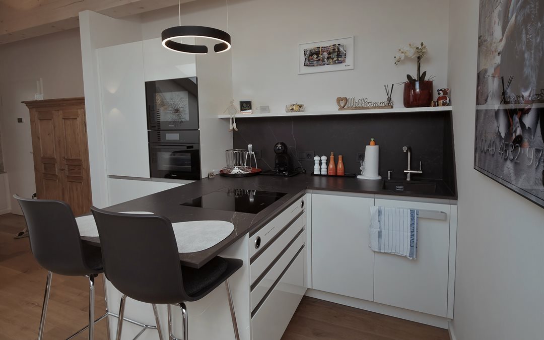 Ferienwohnung, offene Küche mit Theke